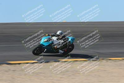 media/Nov-06-2023-Moto Forza (Mon) [[ce023d0744]]/2-Advanced Group/Session 2 (Bowl Speed Pans)/